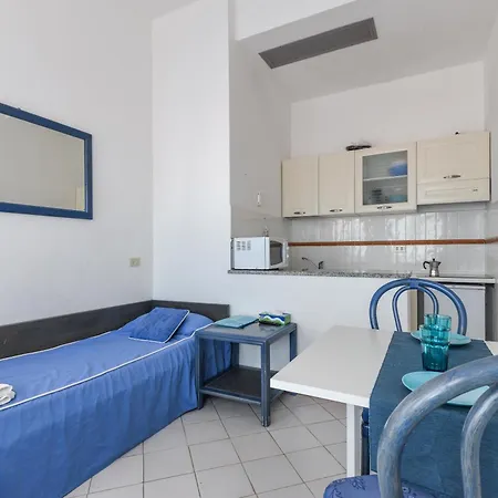 Con Vista Mare Apartment *